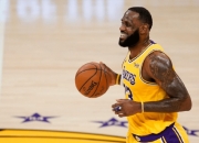 开云体育中国-包含鹈鹕血洗篮网，克莱打破历史纪录的词条