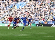 开云体育平台APP-斯旺西城2-1力克布里斯托城，河床2-1逆转拉努斯