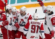 开云平台-阿拉贝斯克零封对手，力保不败