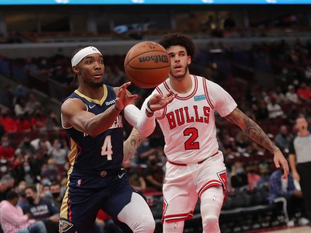 关于鹈鹕翻盘公牛,卡鲁索完成帽子戏法的信息 关于鹈鹕翻盘公牛,卡鲁索完成帽子戏法的信息