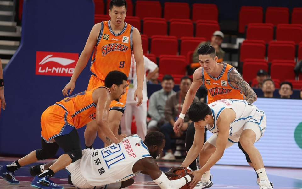 关于新赛季开始前球队集训,团结一致冲击胜利的信息 关于新赛季开始前球队集训,团结一致冲击胜利的信息