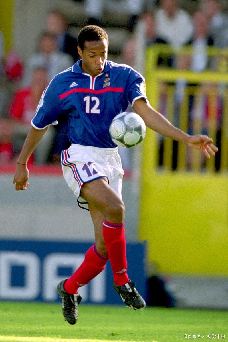 包含法国超级巨星在英格兰足坛崭露头角的词条 包含法国超级巨星在英格兰足坛崭露头角的词条