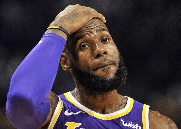 包含活塞胜快船,史搏侧翼砍下分的词条 包含活塞胜快船,史搏侧翼砍下分的词条