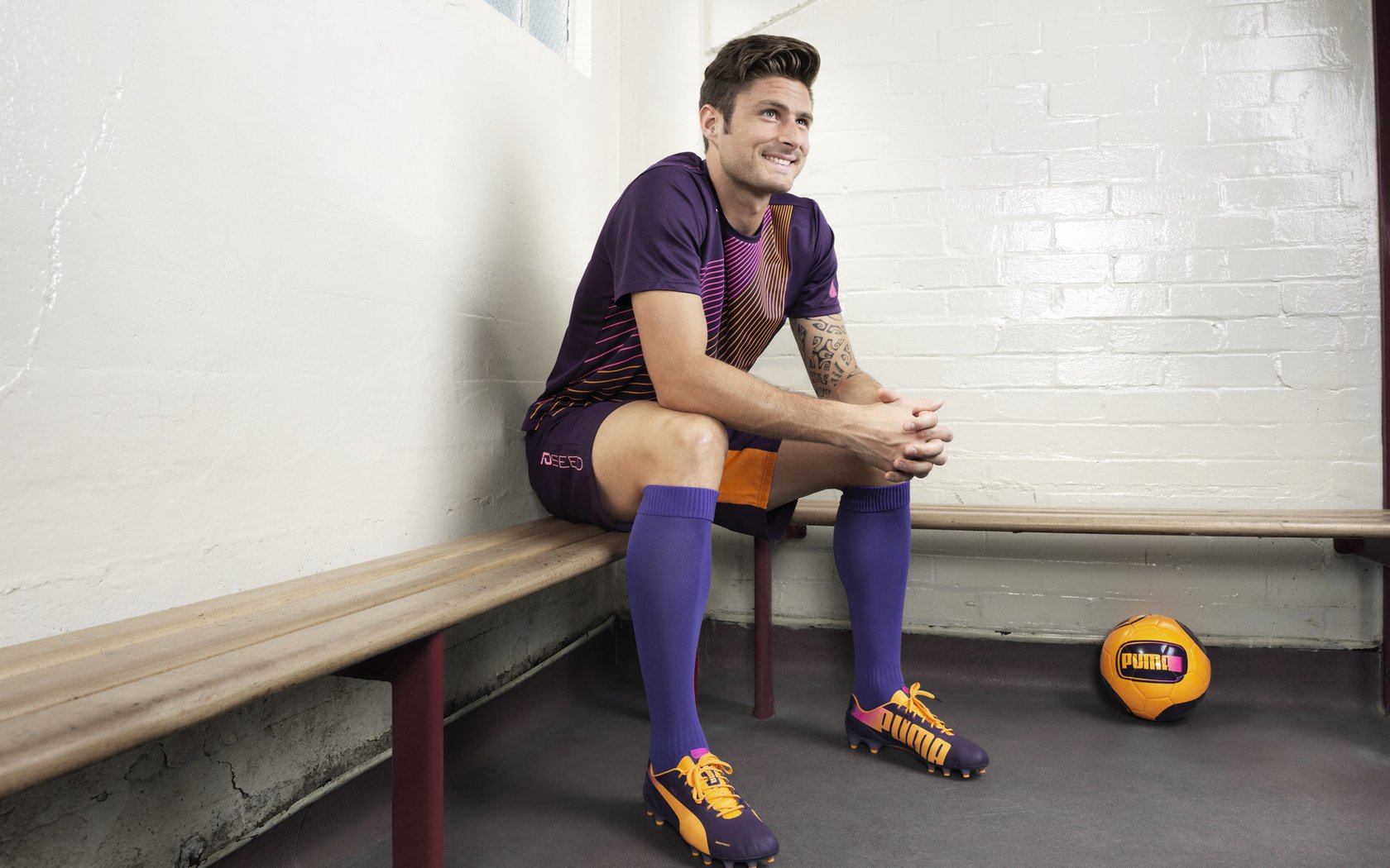 梁靖崑状态火热助葡萄牙队轻取波兰队,展现团队与个人的完美融合